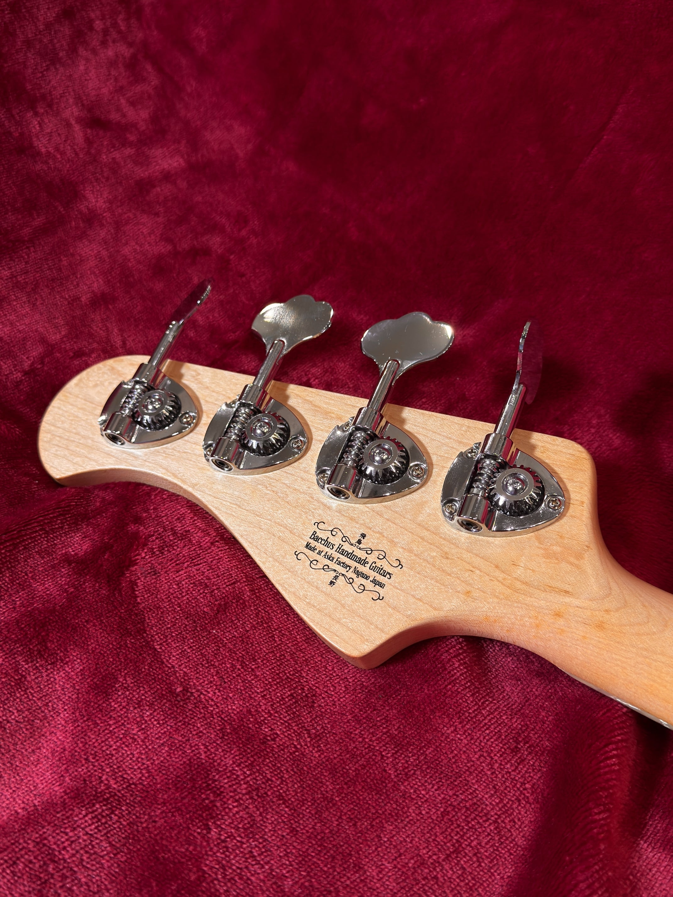 Bacchus Handmade Series Woodline DX4 | Natural - Oil finished