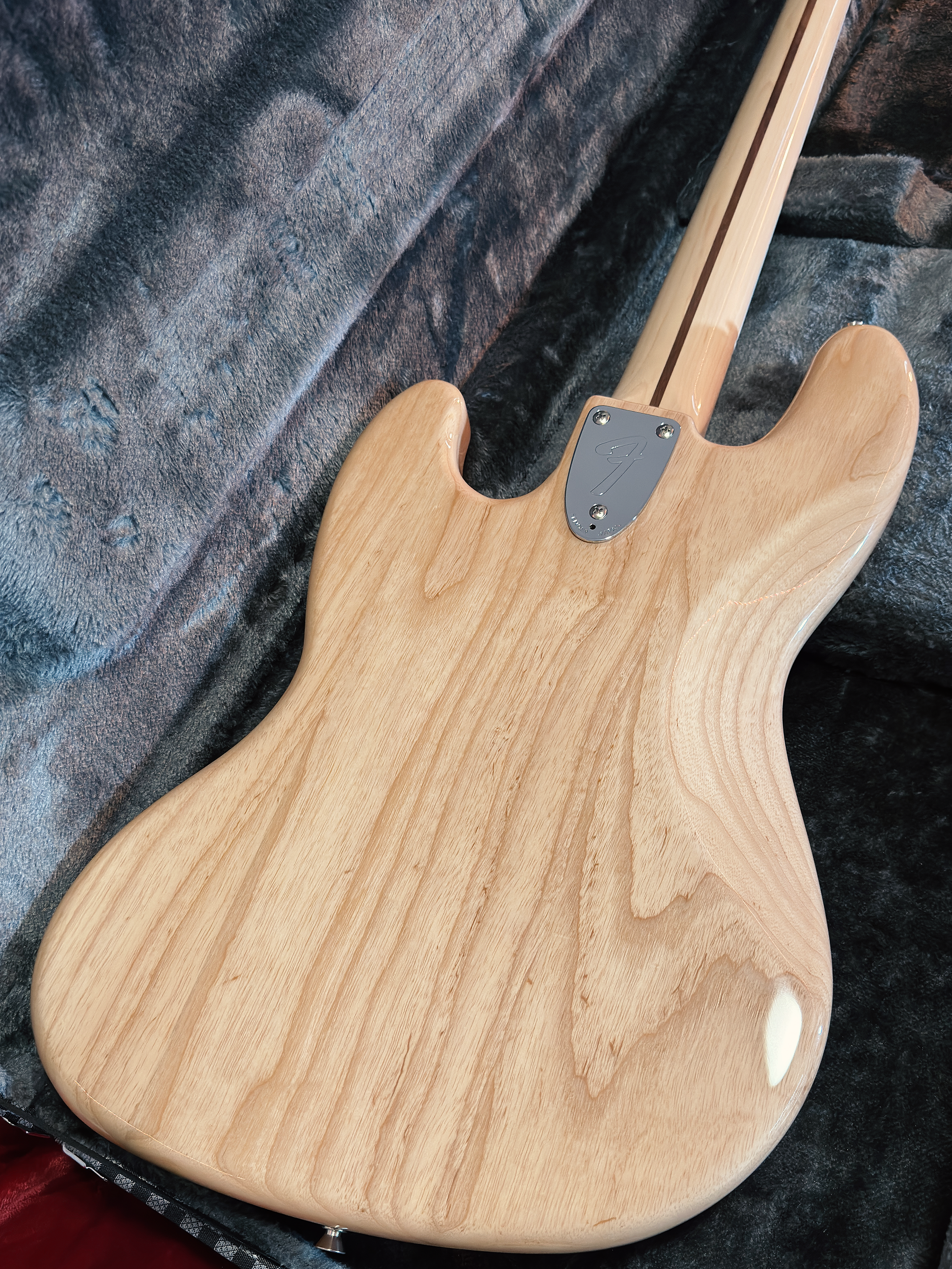2025 Fender Made in Japan Traditional II 70s Jazz Bass 8.5 lbs - Natural