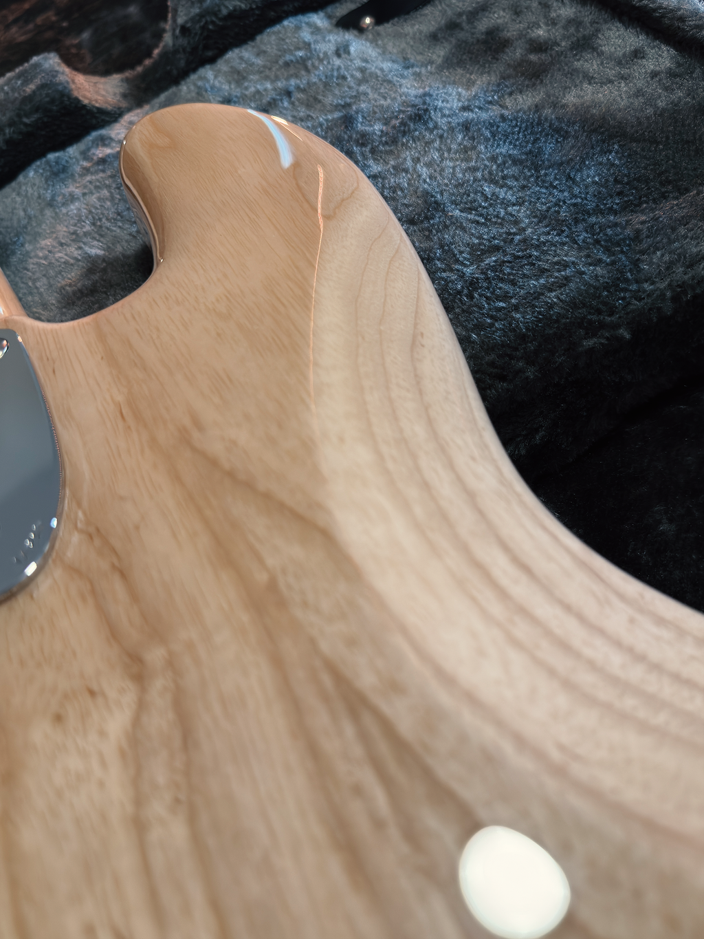 2025 Fender Made in Japan Traditional II 70s Jazz Bass 8.5 lbs - Natural