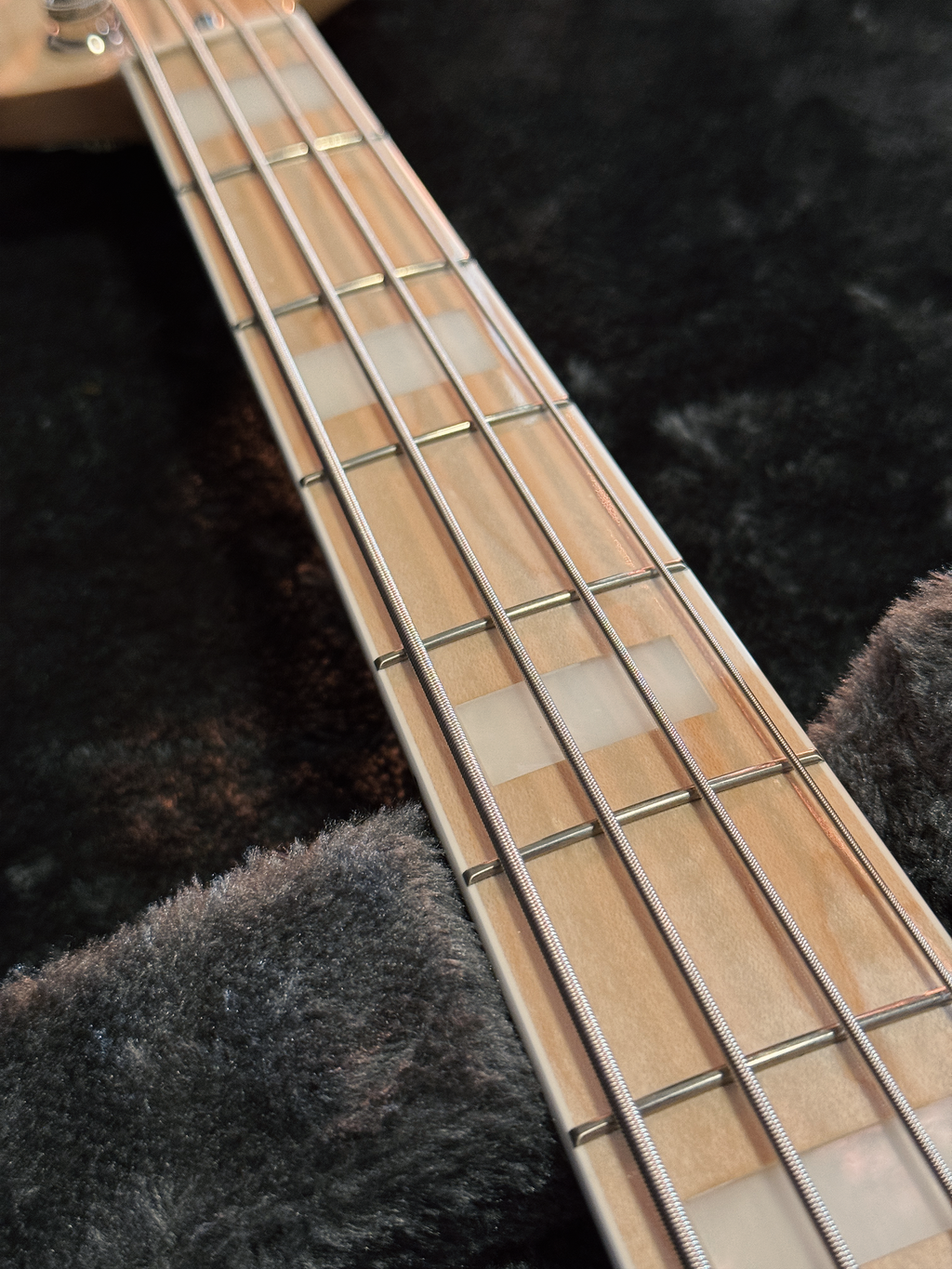 2025 Fender Made in Japan Traditional II 70s Jazz Bass 8.5 lbs - Natural