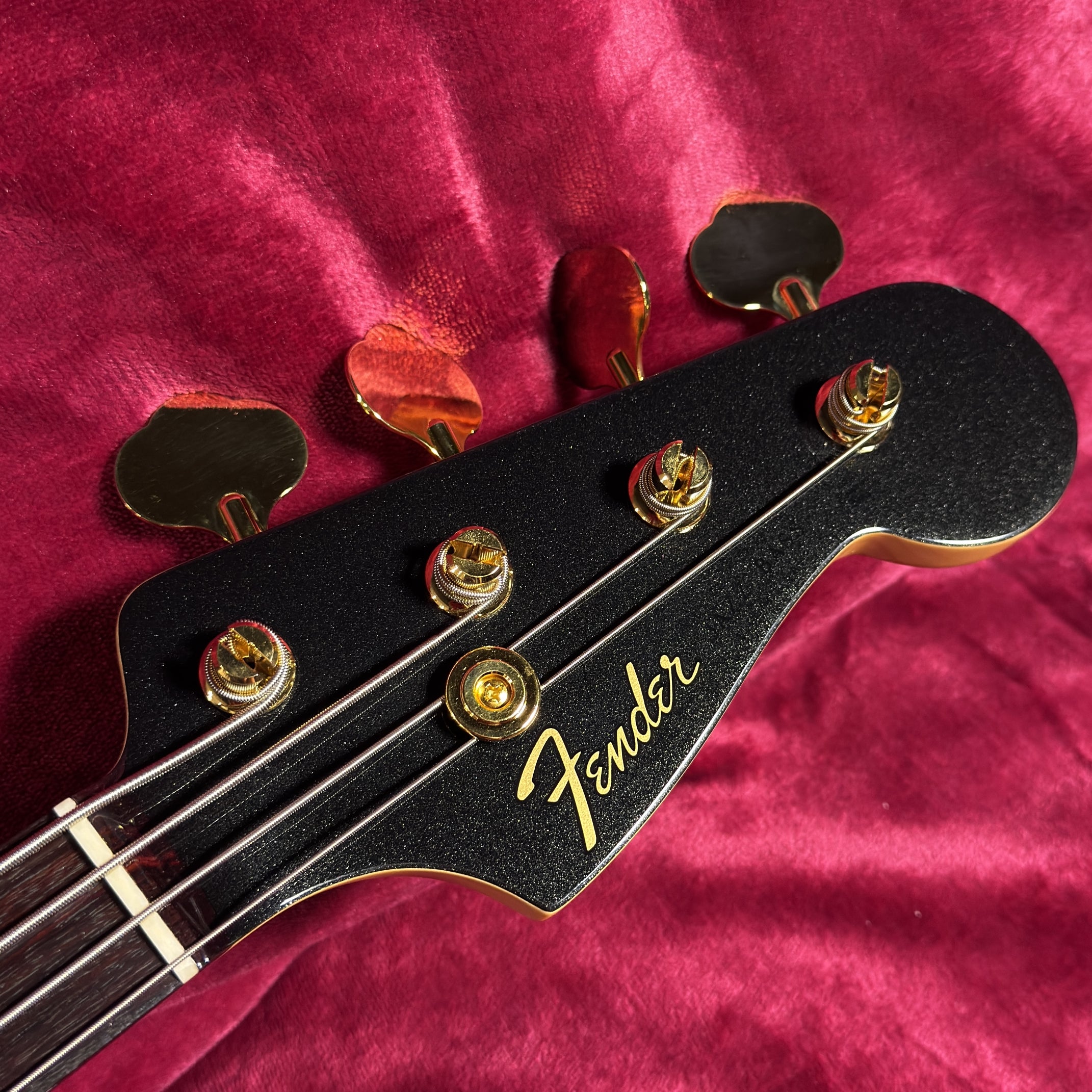 2025 Fender Japan Limited Collection Traditional 60s Jazz Bass – Black Pearl