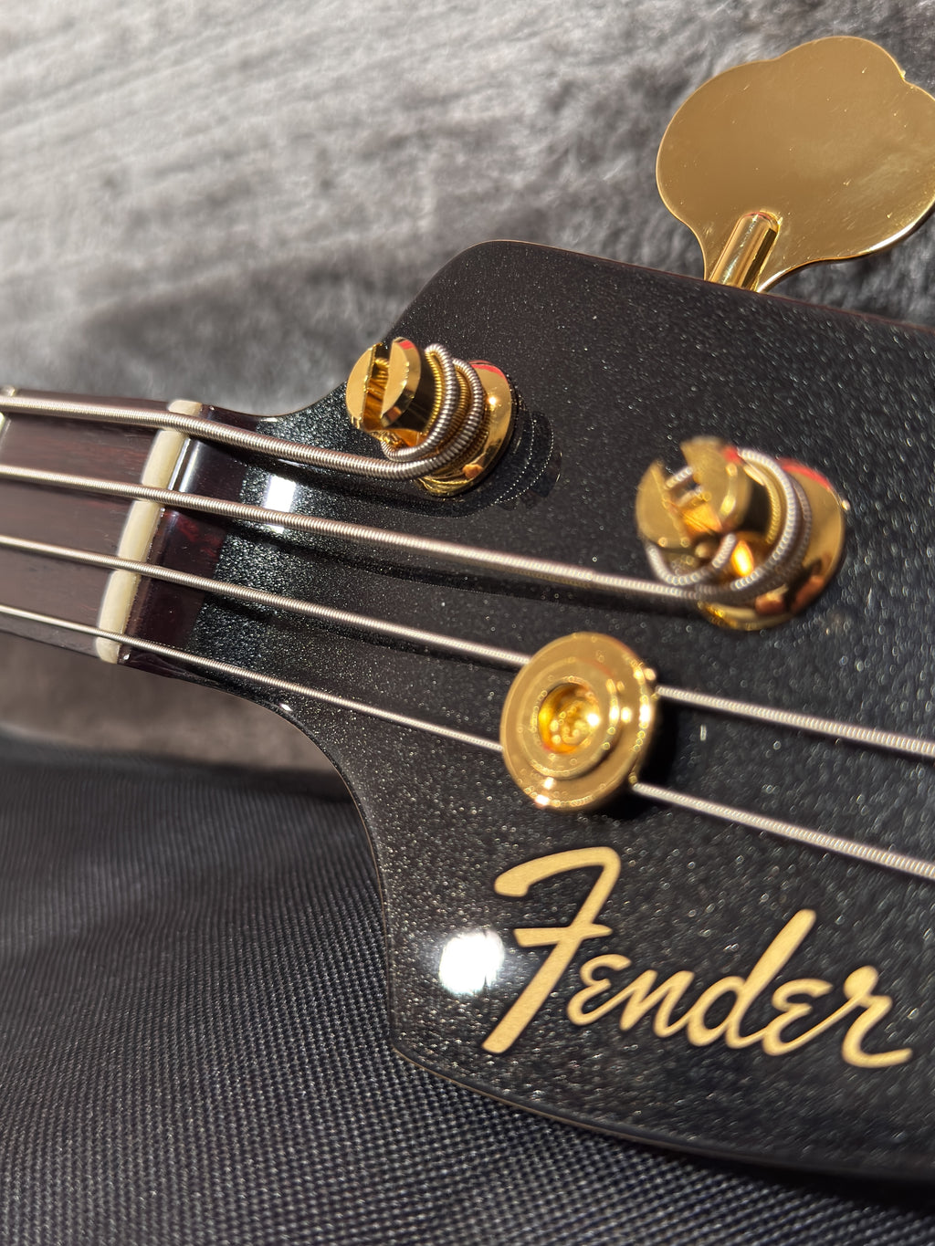 2025 Fender Japan Limited Collection Traditional 60s Jazz Bass – Black Pearl